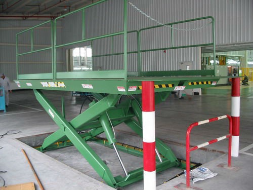 升降机厂家 升降机厂家